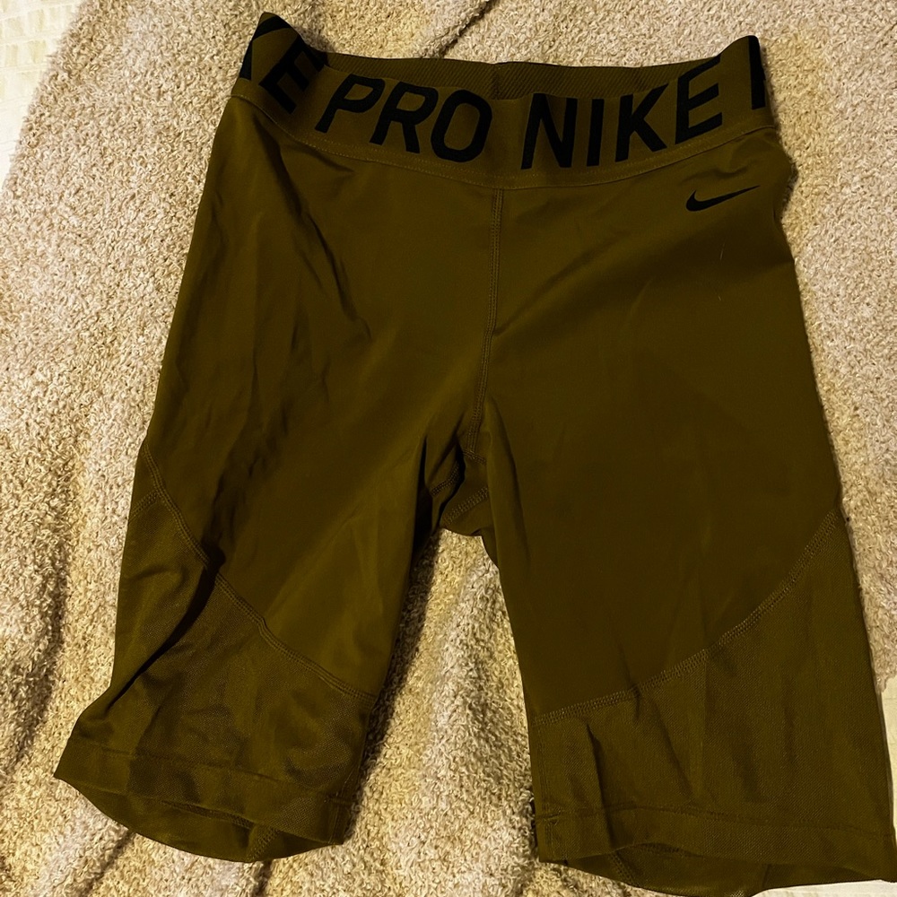 Nike Pro biker shorts